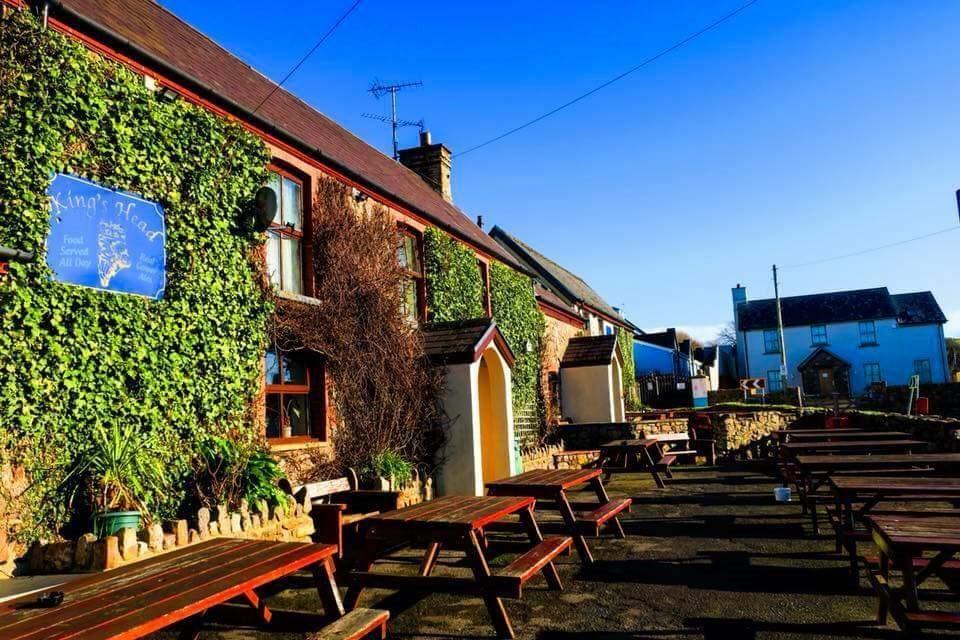 King'S Head Inn Llangennith Luaran gambar