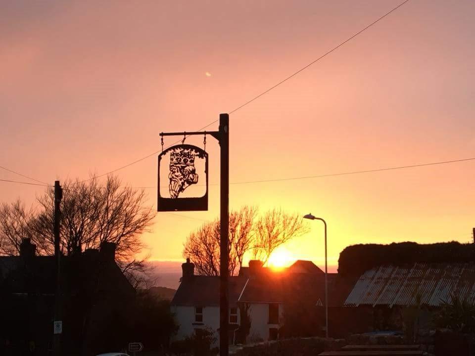 King'S Head Inn Llangennith Luaran gambar